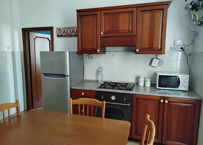 Intero Vicino Stazione Principe Genua