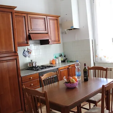 Appartement Intero Vicino Stazione Principe *
